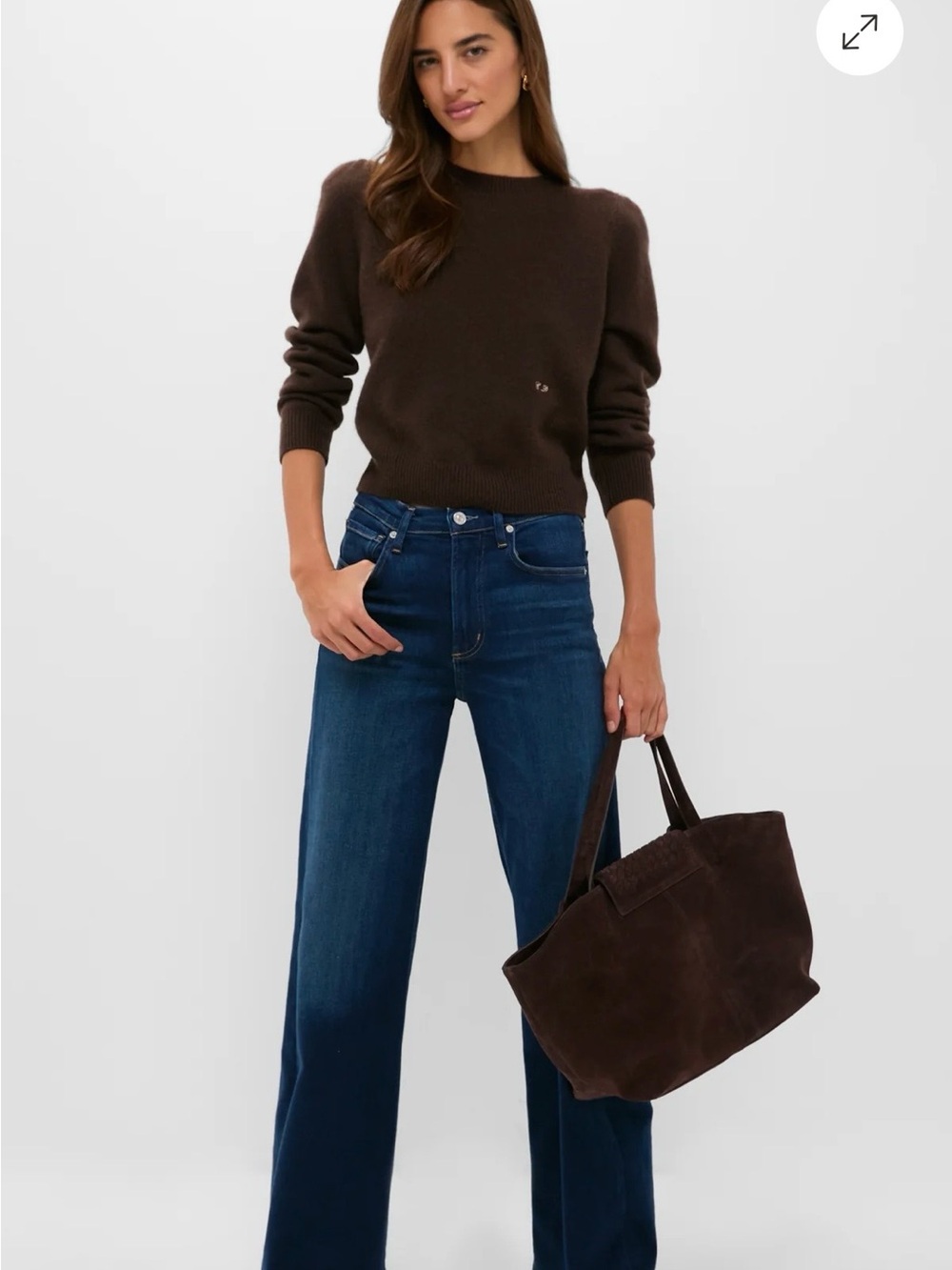 Tuckernuck Chocolate Cashmere
Putt Sleeve Macy
Crewneck Sweater
Chocolate